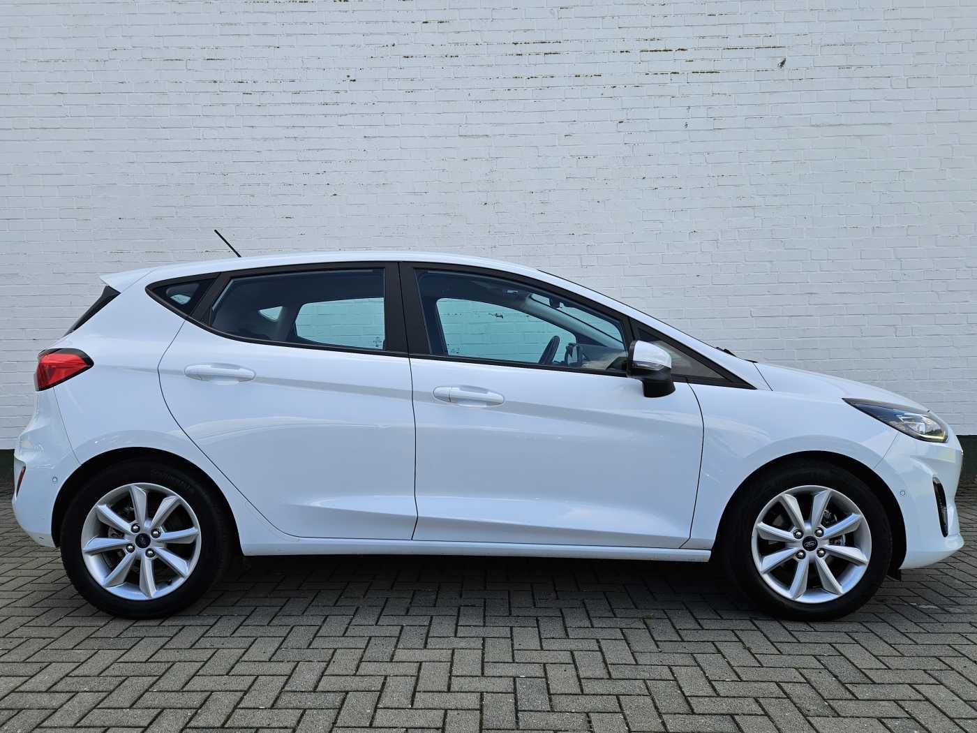 Ford Fiesta Hybrid Aut. - Samsaru's Car Outlet