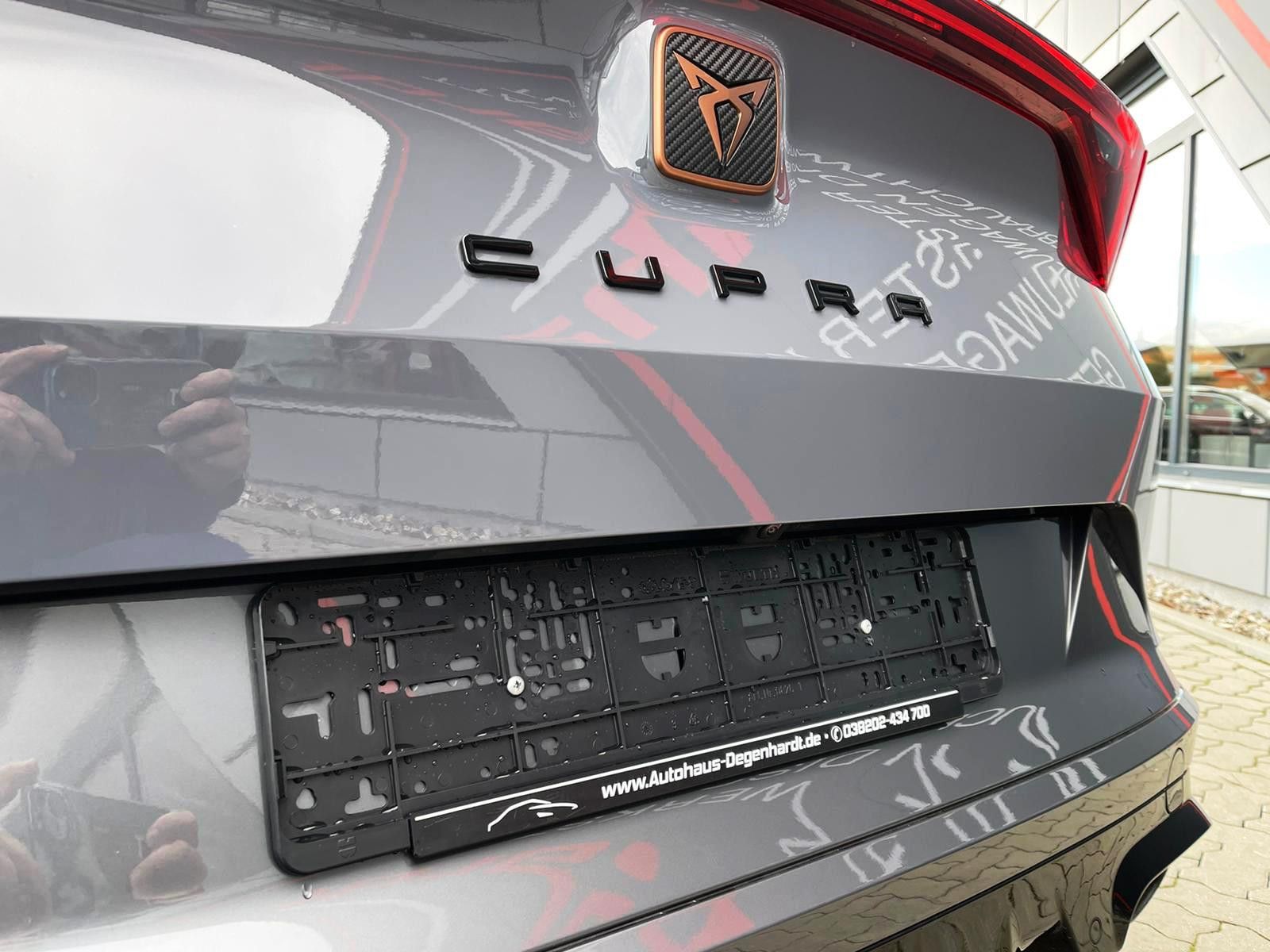 Cupra Formentor VZ 2,0 TSI 4Drive DSG AHK Navi el Heck