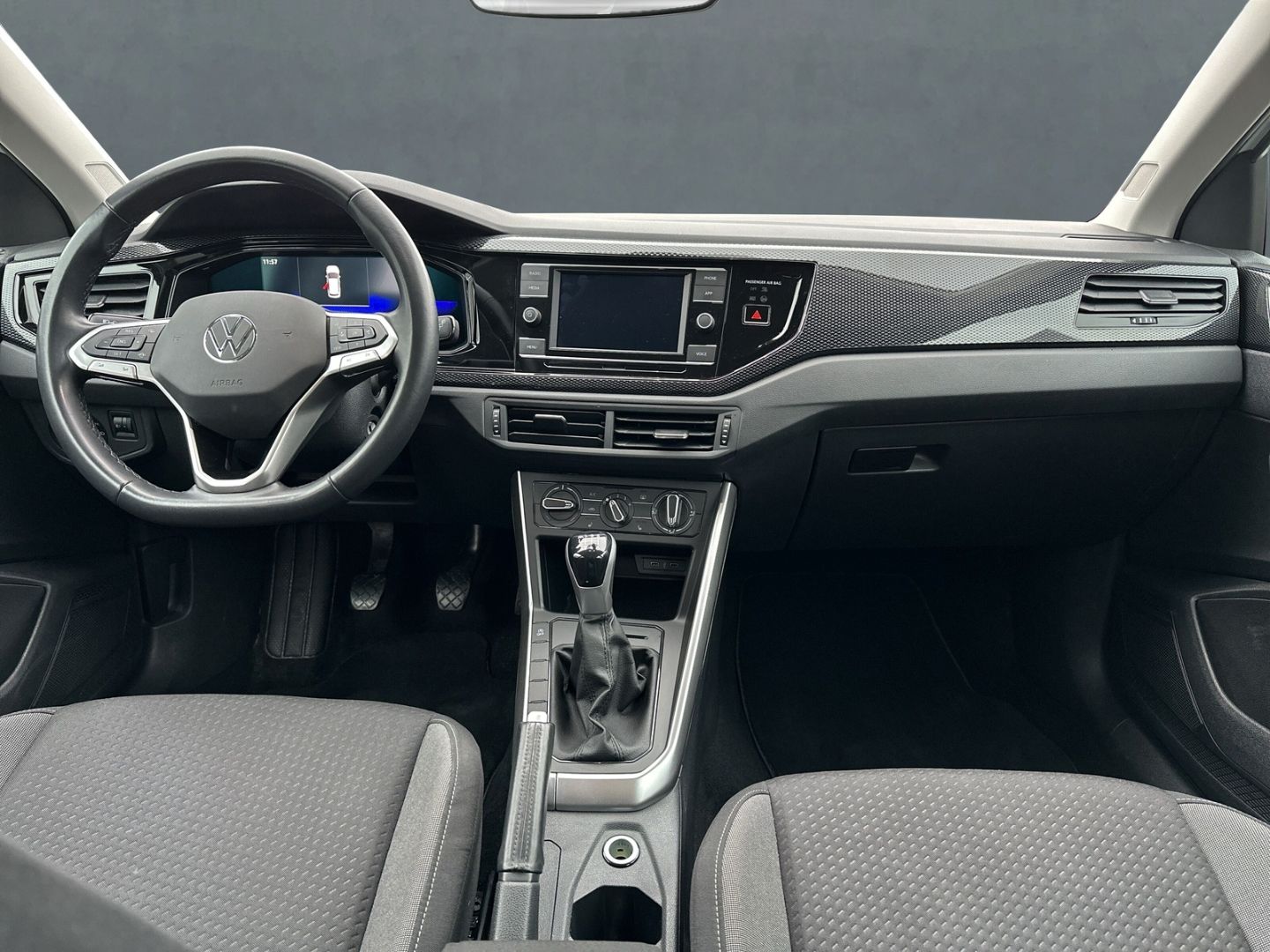 Volkswagen Taigo 1.0 TSI Life - Samsaru's Car Outlet
