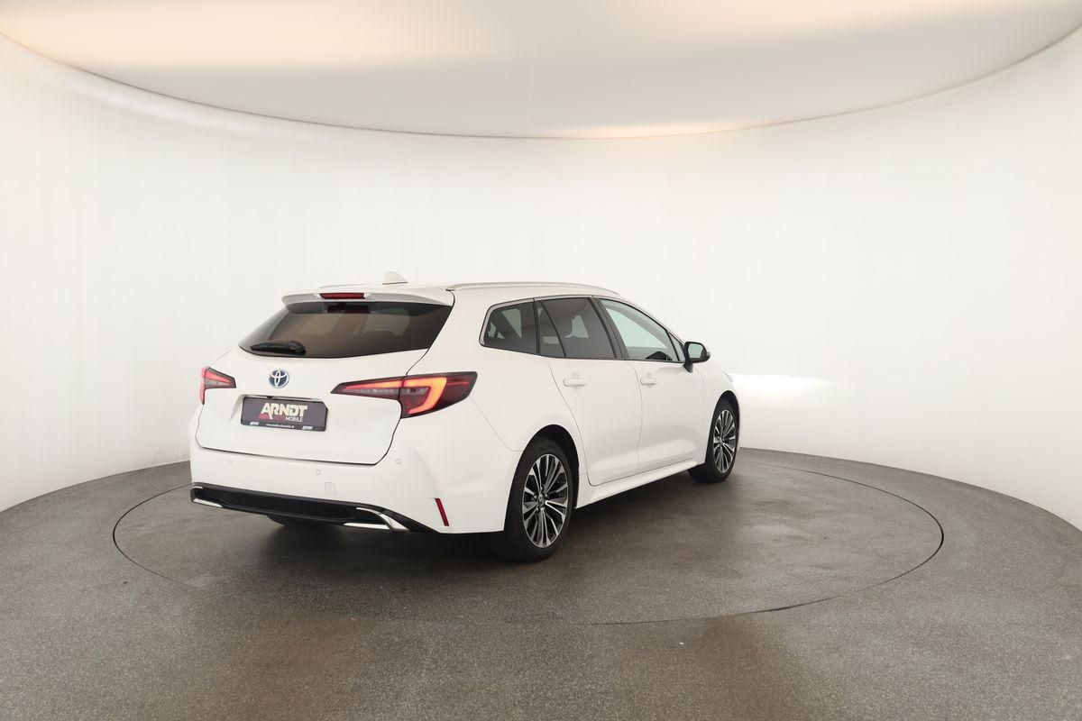 Toyota Corolla Touring Sports 1.8 CVT Team D Navi Kam