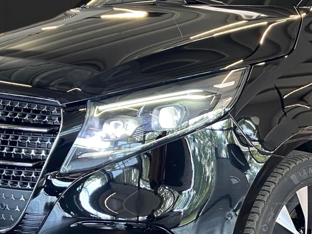 Mercedes-Benz V 300 d AVANTGARDE - Samsaru's Car Outlet