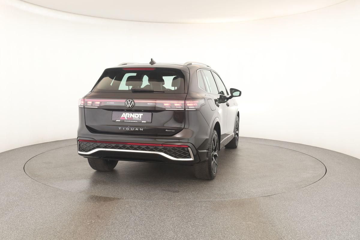 Volkswagen Tiguan 2.0 TDI 4M DSG R-Line Leder Pano Navi 360