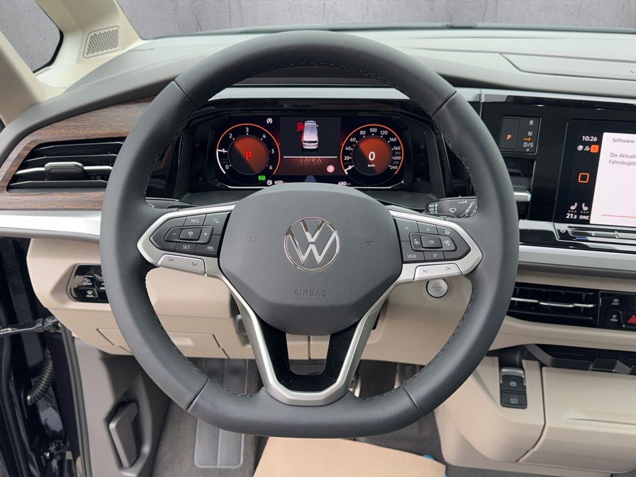 Volkswagen T7 Multivan 2.0 TDI - Samsaru's Car Outlet