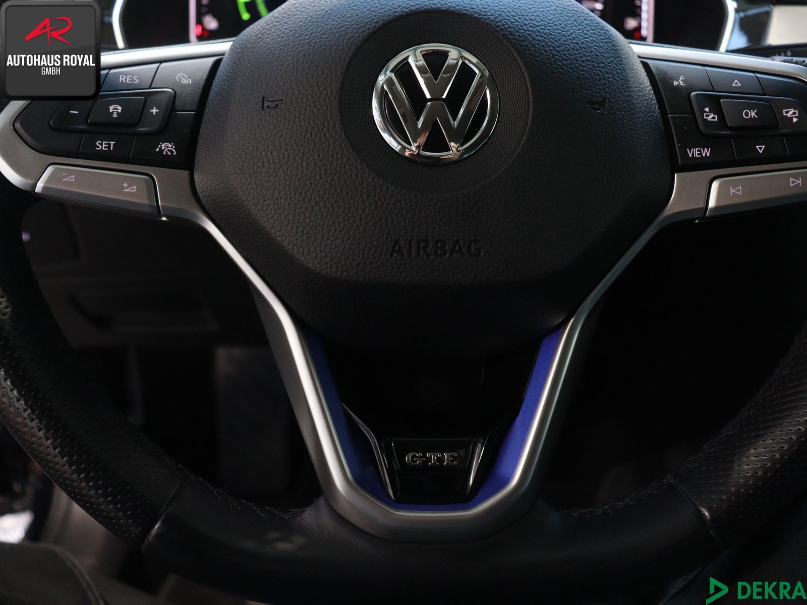 Volkswagen Passat 1.4 TSI GTE - Samsaru's Car Outlet
