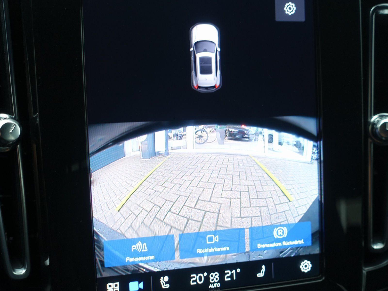 Volvo XC40 Recharge Twin Motor Plus AWD/Kamera/AHK/BLS