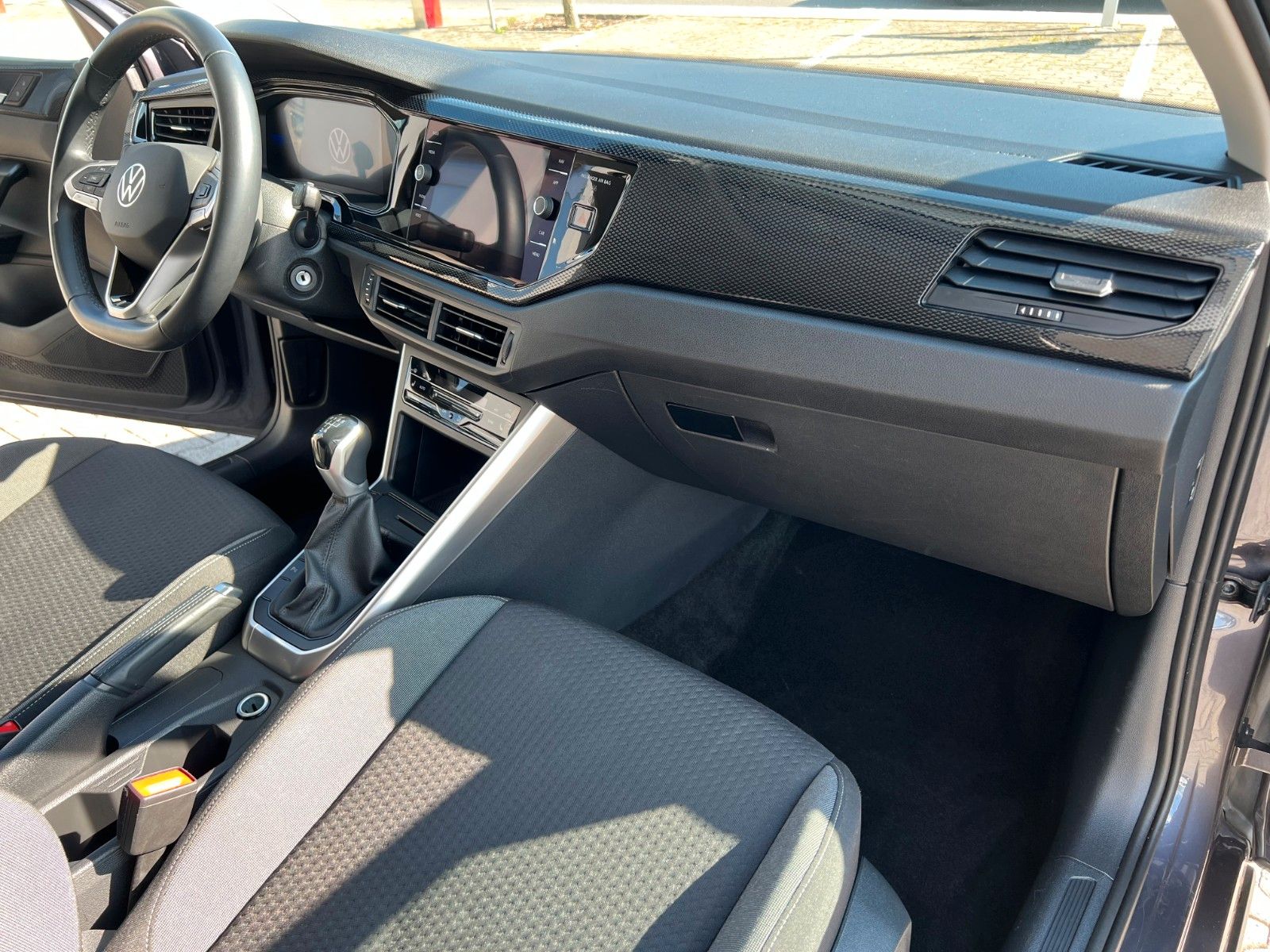 Volkswagen Taigo TSI Life - Samsaru's Car Outlet