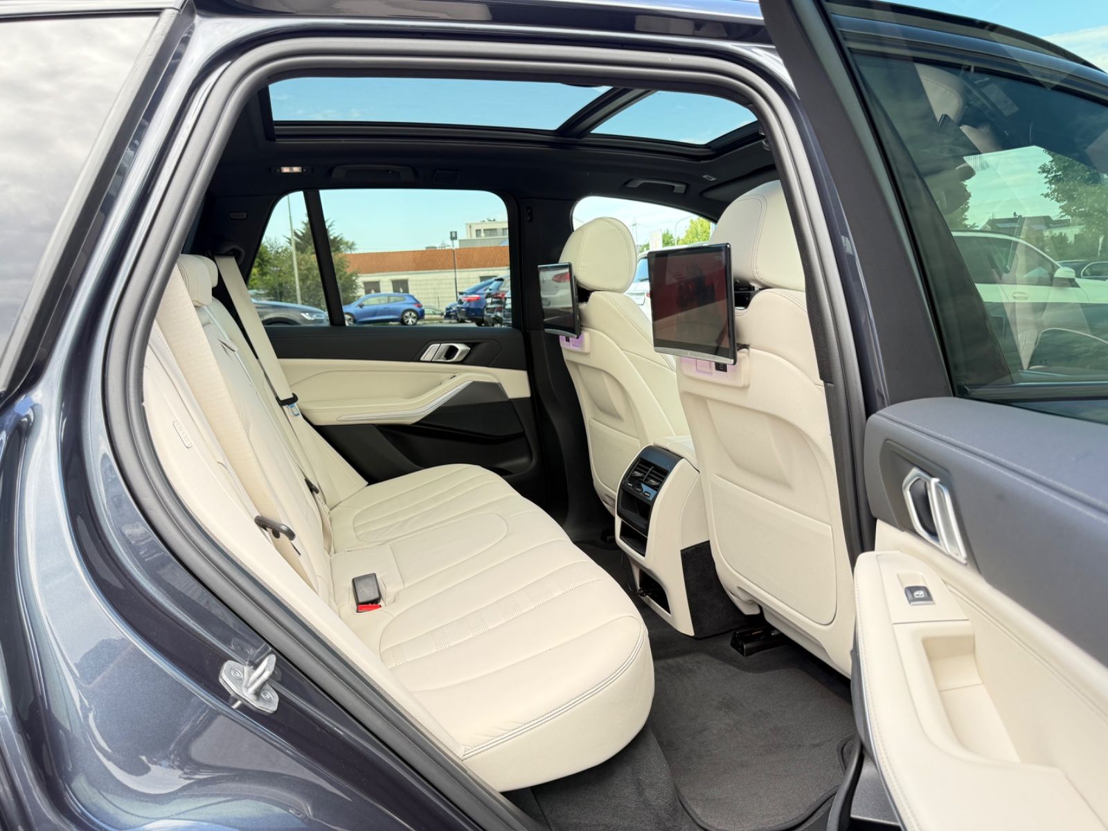 BMW X5*xDrive*45e*MSport*360*ACC*HUD*AHK*DAB*LASER*
