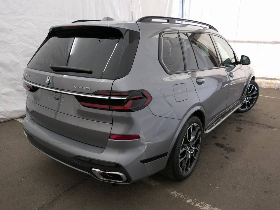 BMW X7 xDrive40i M Sportpaket*Standhzg*ab 3,49% eff.