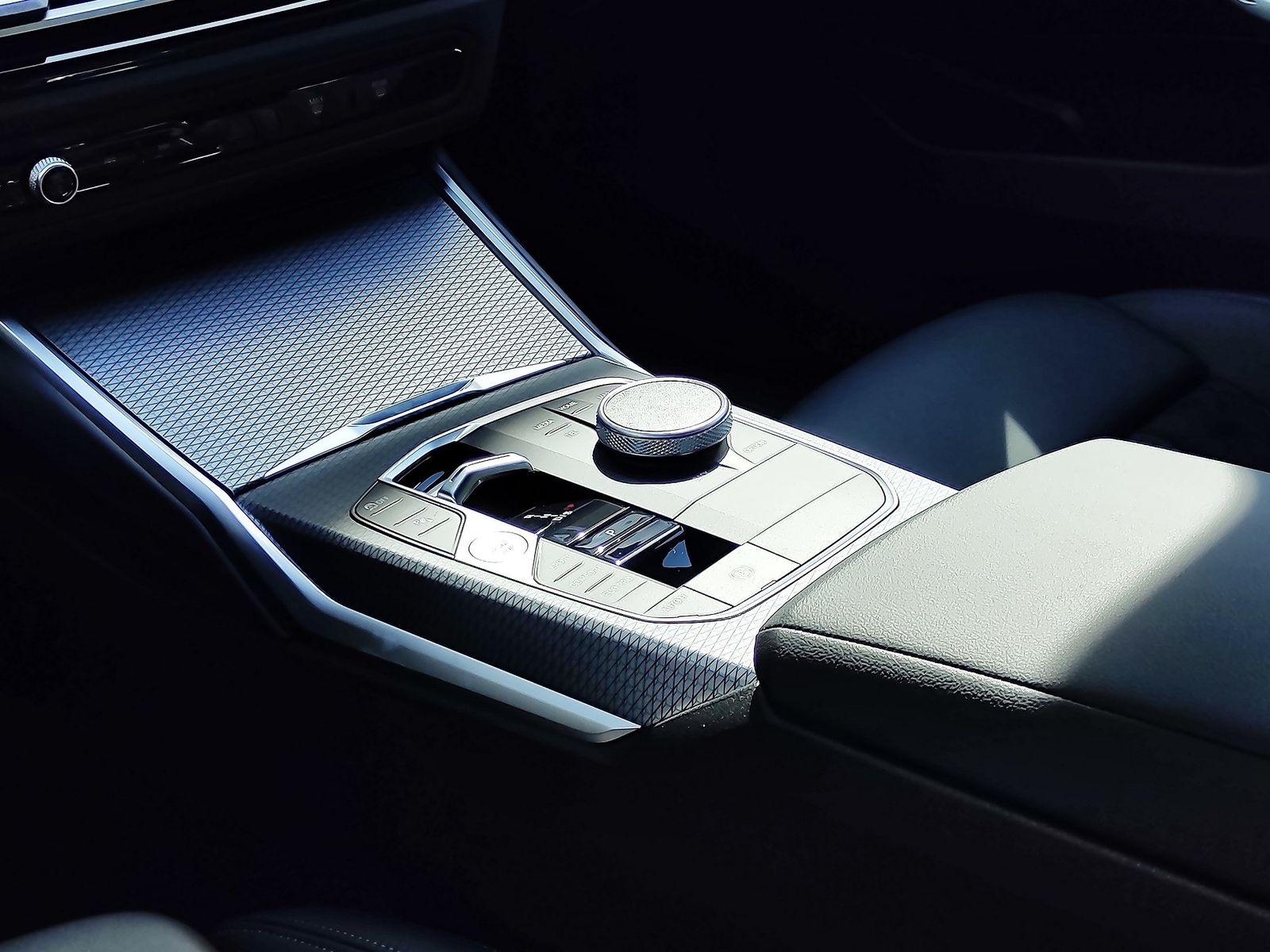 BMW 320d M Sportpaket - Samsaru's Car Outlet