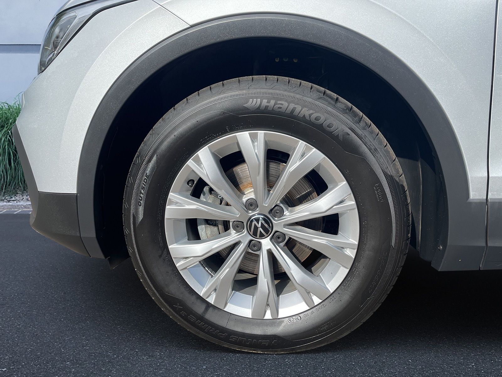 Volkswagen Tiguan Life 1.5 DSG - Samsaru's Car Outlet