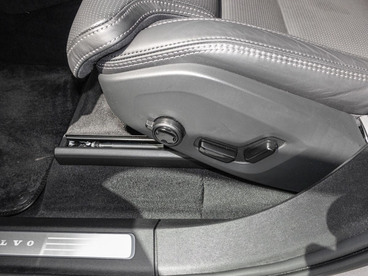 Volvo XC90 T8 Twin Engine Ultra Bright Recharge - Samsaru's Car Outlet