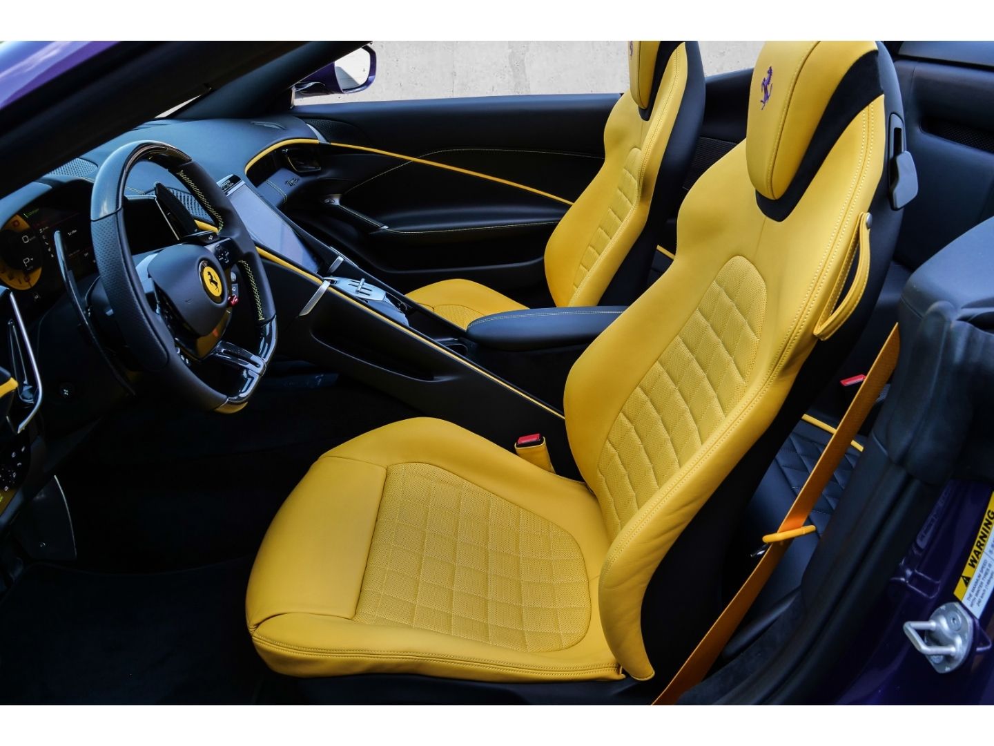 Ferrari Roma Spider - Samsaru's Car Outlet