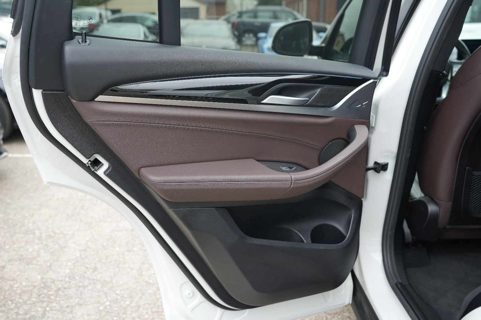 BMW X3 30e X Line xDrive*LED*AHK*PANO*NAV*HEADUP*