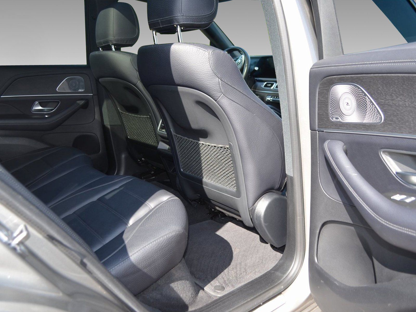 Mercedes-Benz d 4M AMG MULTIBEAM 360° AHK PANO BURMESTER AIRMA