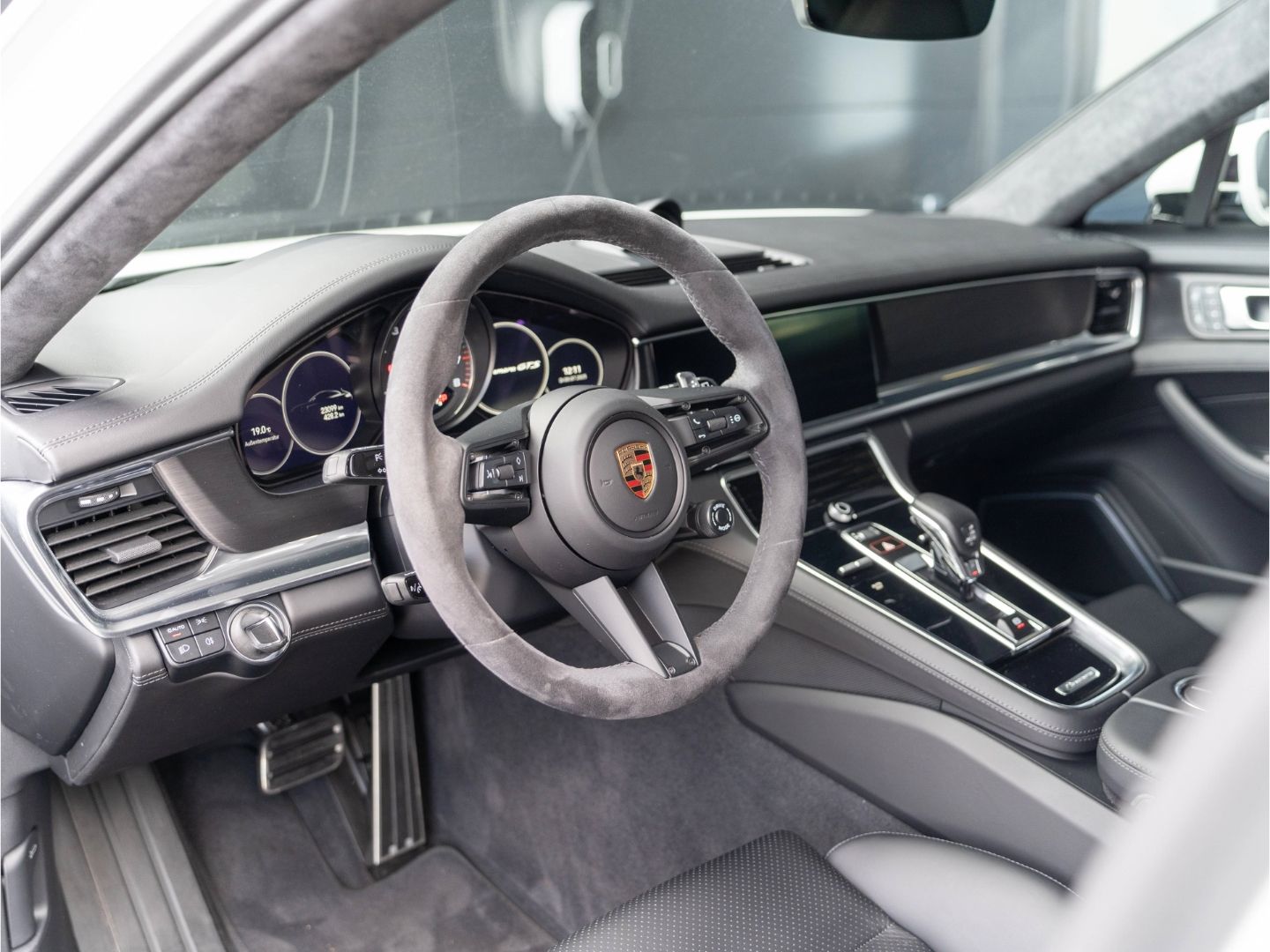 Porsche Panamera GTS Sport Turismo AHK 21'' BOSE Matrix