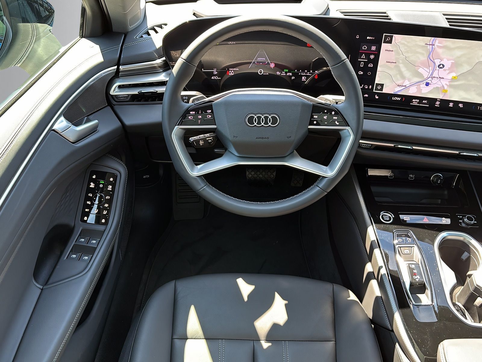 Audi A6 Avant TDI quattro S-tronic +S-LINE+AHK+360°+P