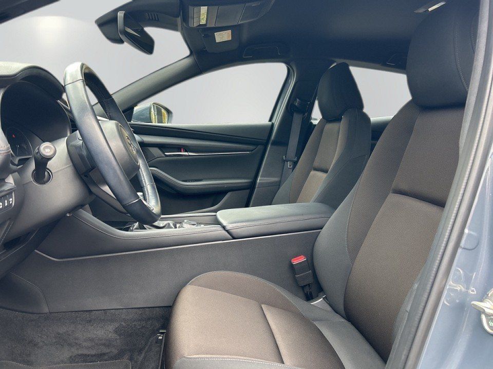 Mazda 3 2.0l "Selection" "NAVI" M Hybrid