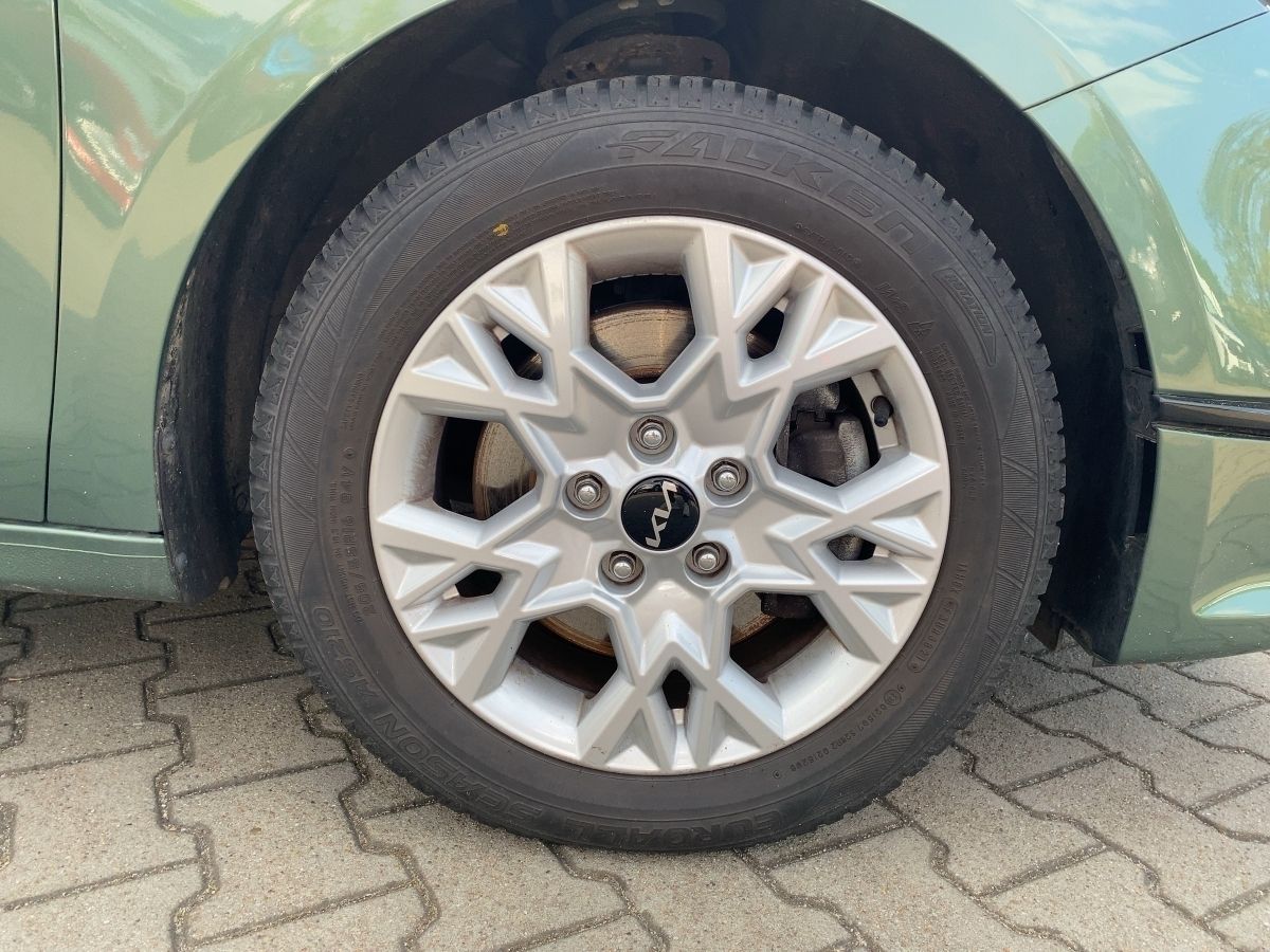 Kia cee'd 1.5T Vision - Samsaru's Car Outlet