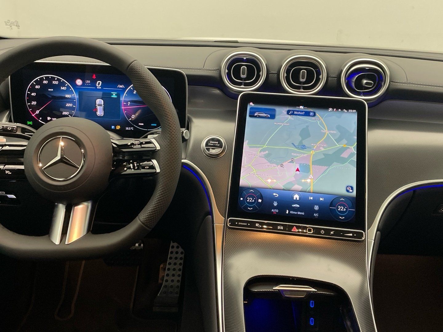 Mercedes-Benz GLC 220 d 4M AMG DigitalLight Panorama 360°K AHK