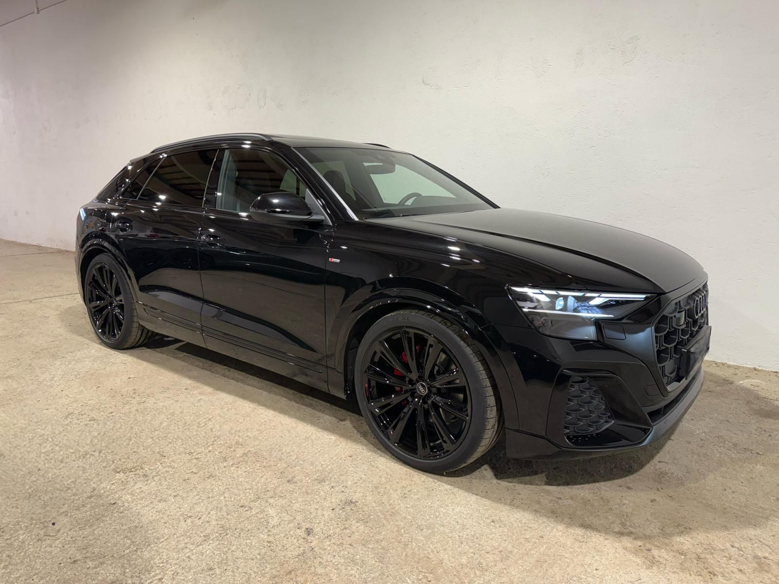 Audi Q8 50 TDI quattro - Samsaru's Car Outlet