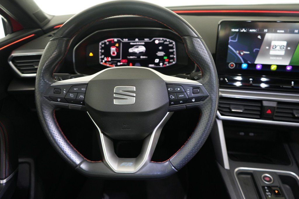 Seat Leon ST 2.0 TDI 4Drive DSG FR-Line ACC AHK Pano