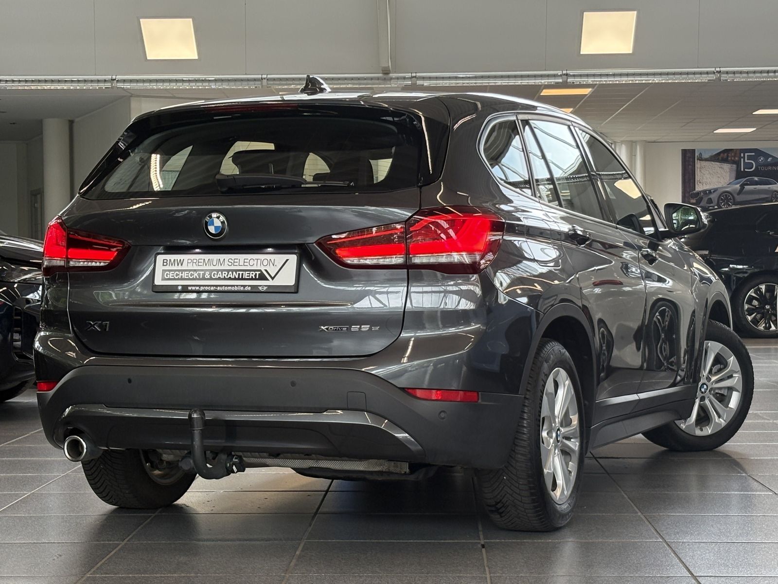 BMW X1 xDrive25e Advantage - Samsaru's Car Outlet