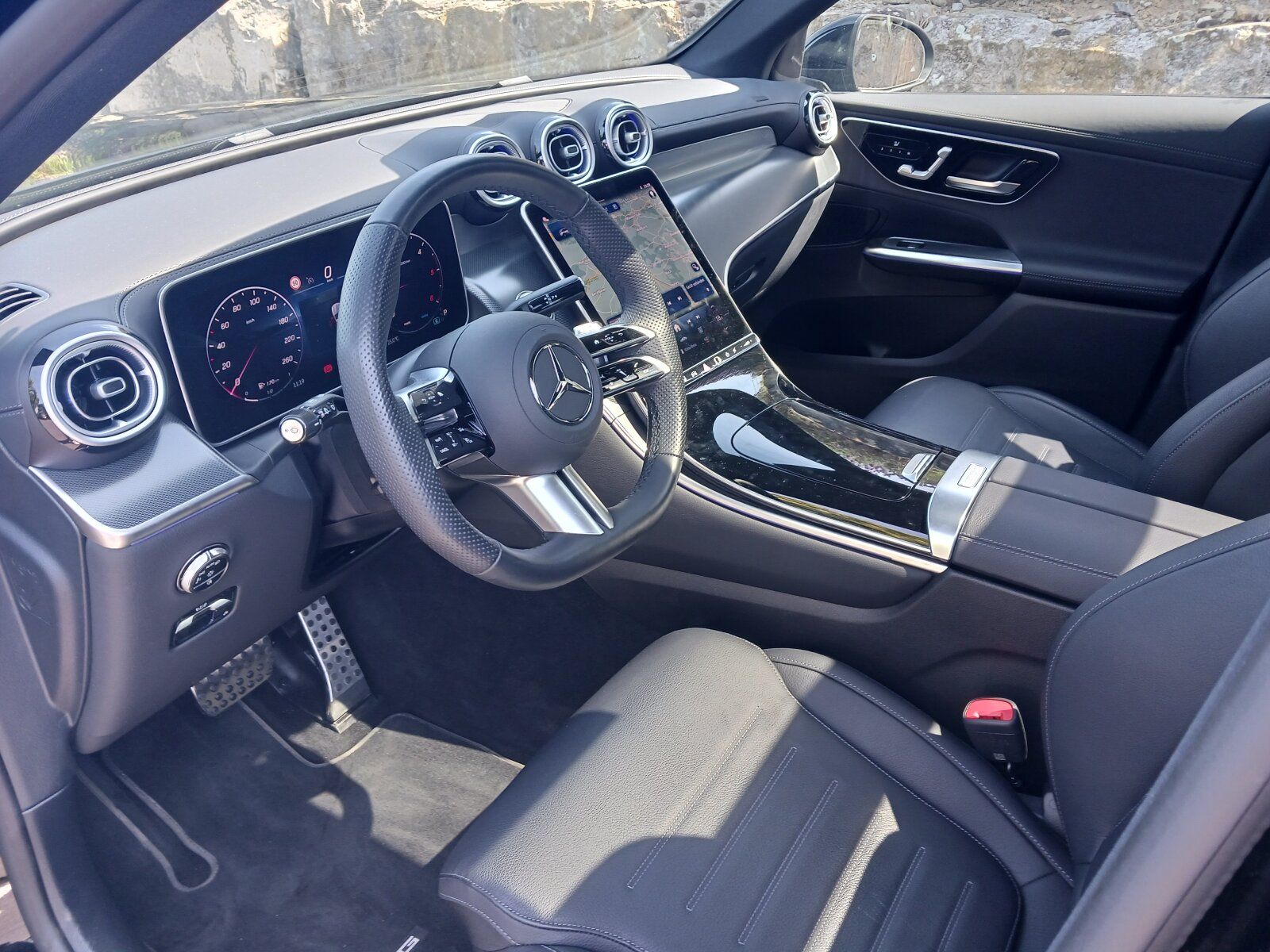 Mercedes-Benz GLC 220 d 4M AMG-PREMIUM+PANO+STAND-HZ+20"+AHK+N