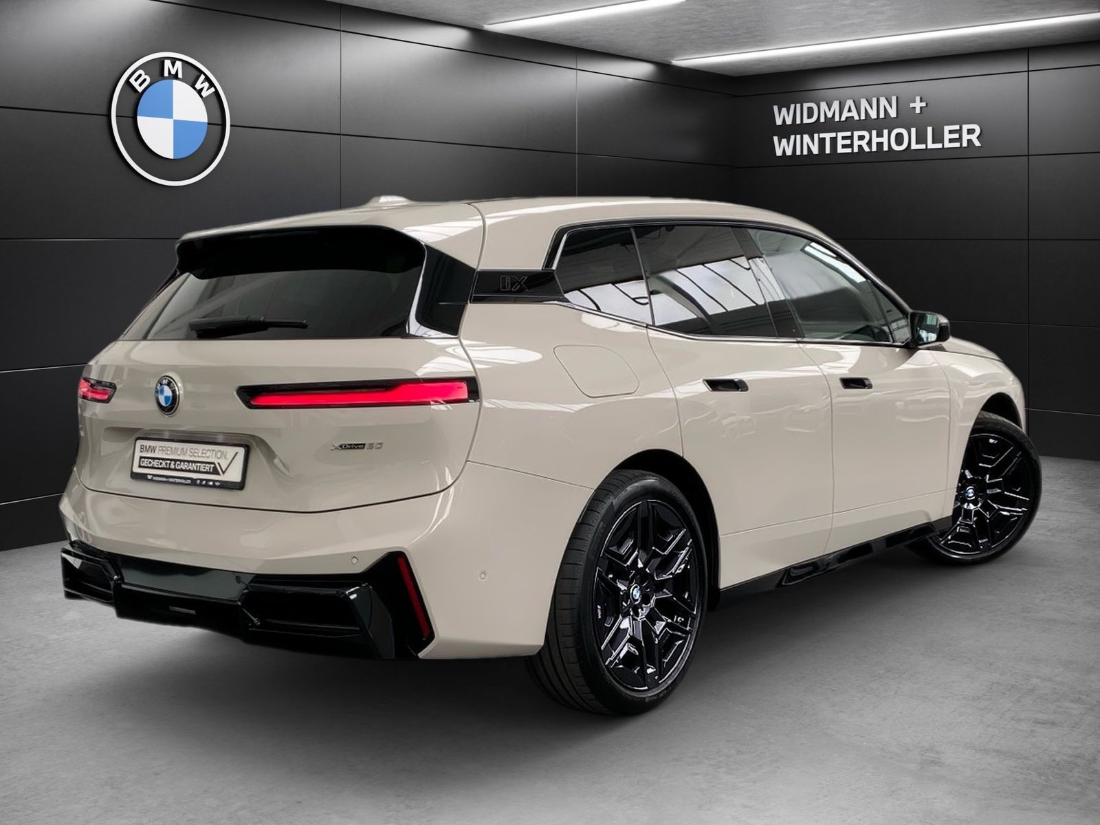 BMW iX xDrive60 M Sport Pro DA Prof. H/K 22´´ AHK