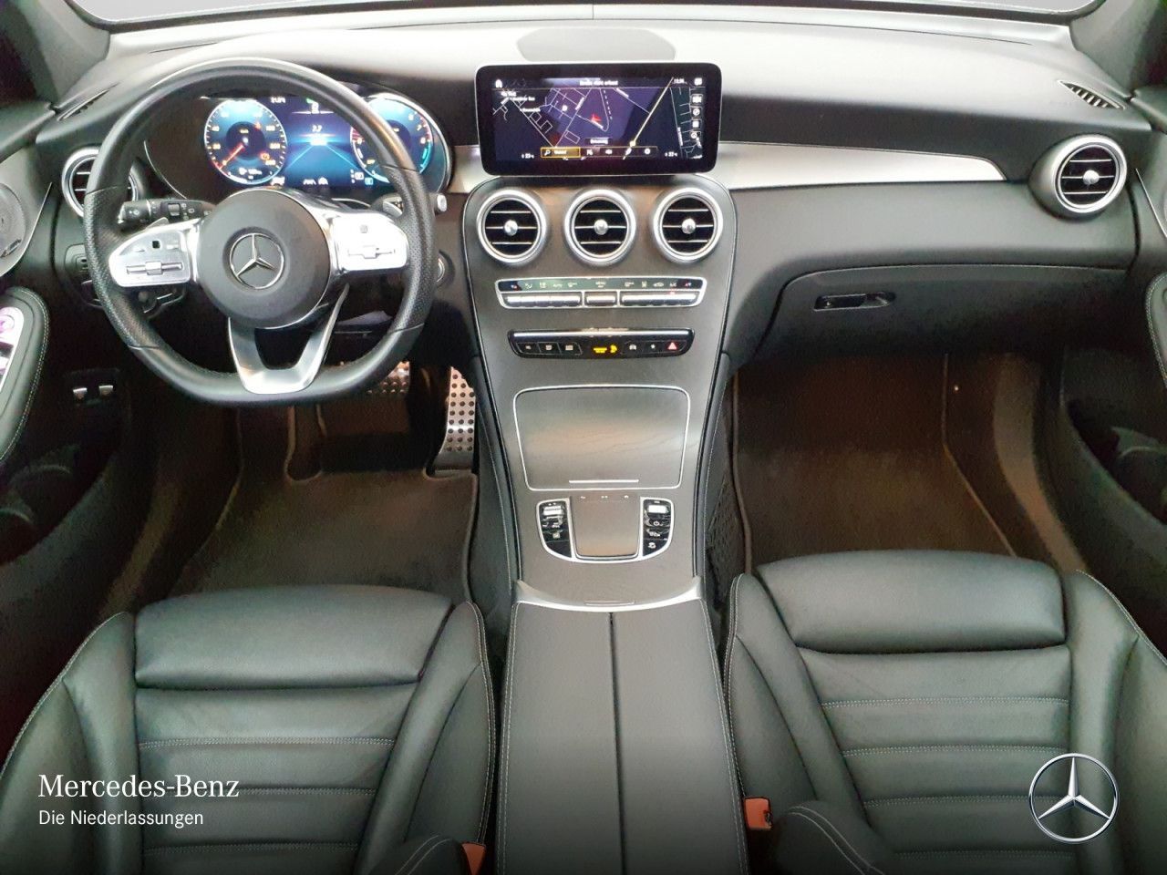 Mercedes-Benz GLC 300 e 4M AMG - Samsaru's Car Outlet