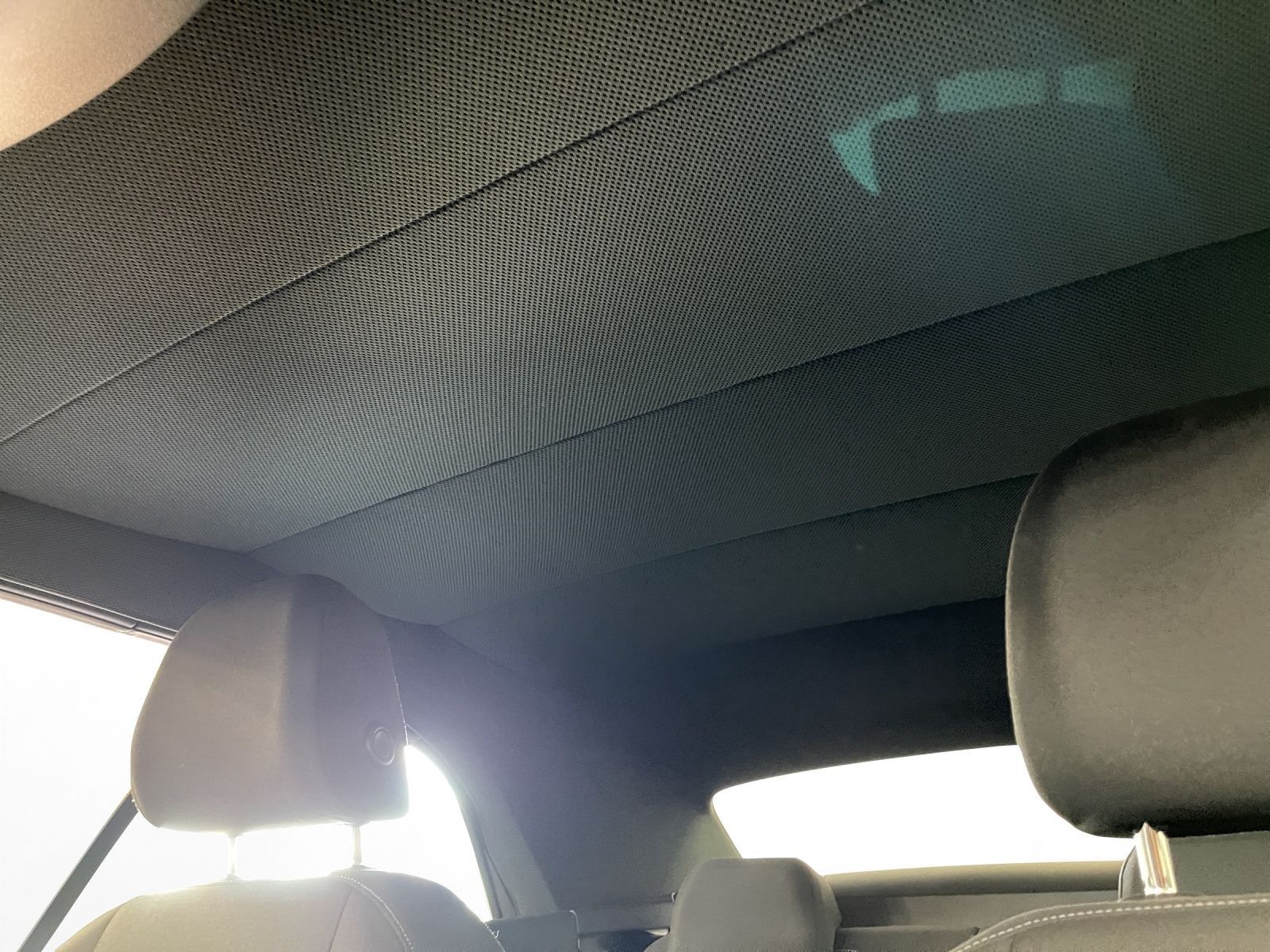 Volkswagen T-Roc Cabrio 1.0 TSI Style - Samsaru's Car Outlet