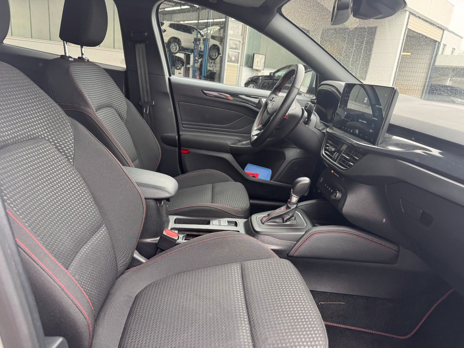 Ford Focus Turnier ST-Line X AHK KAMERA DAB LED