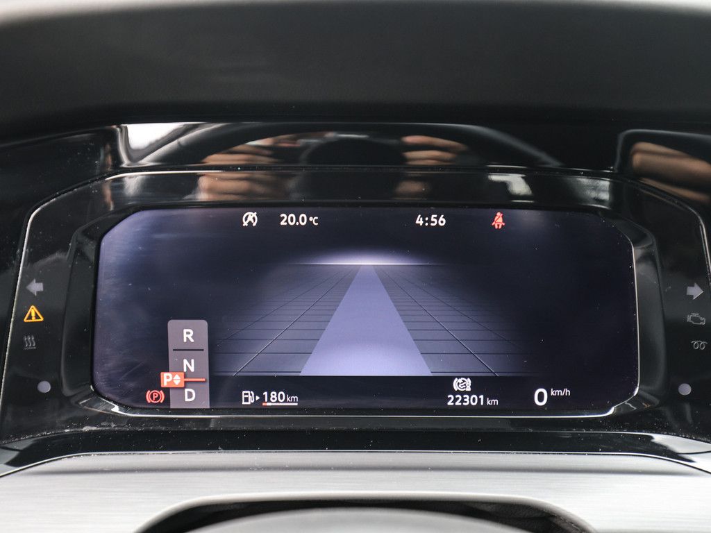 Volkswagen Golf VIII 1.5 e TSI Style DSG - Samsaru's Car Outlet