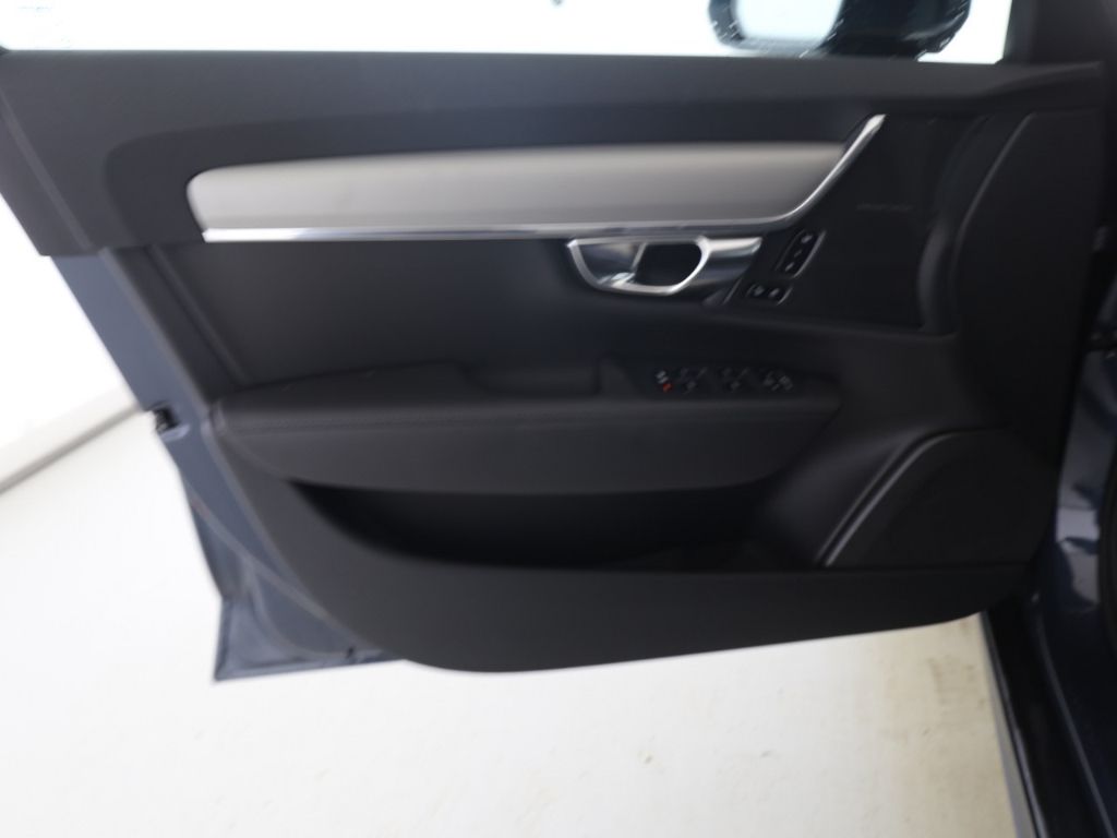 Volvo S90 Core Recharge Plug-In Hybrid AWD StandHZG Di