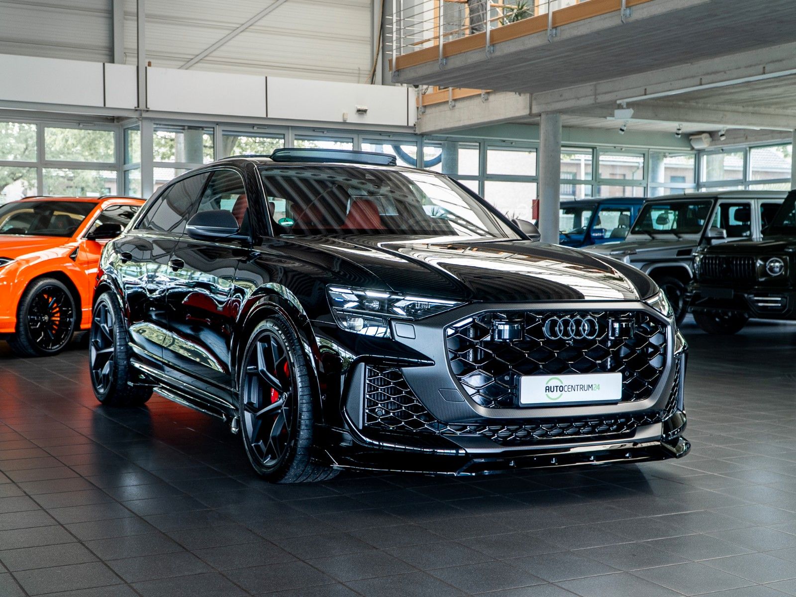 Audi RSQ8 performance Maxton Carbon Red Pano