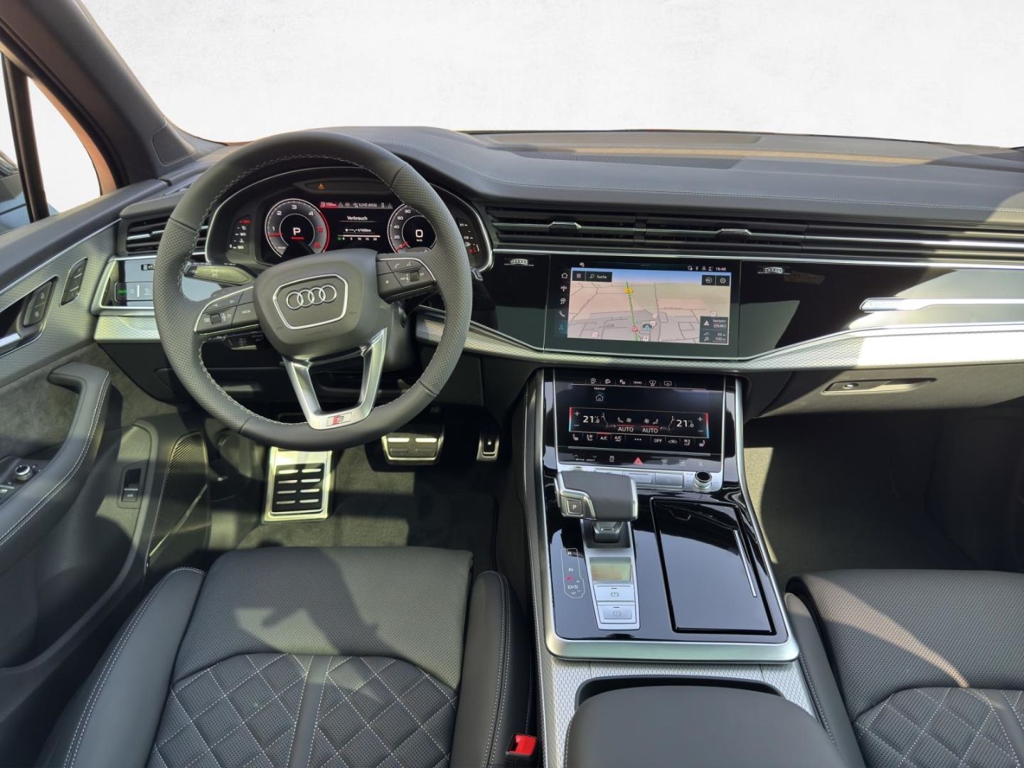 Audi Q7 50 TDI quattro S-line /7-Sitzer/HuD/Pano/AHK