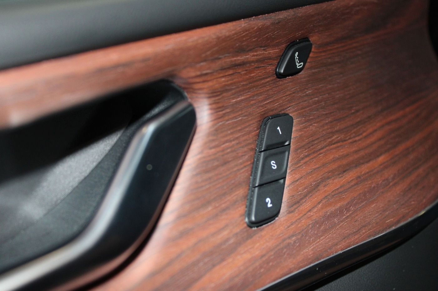 Jeep Grand Cherokee 5.7 L V8 Hemi 360° Kamera