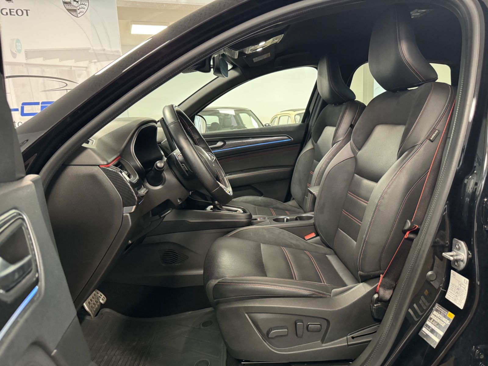 Renault Arkana Mild Hybrid R.S. Line - Samsaru's Car Outlet