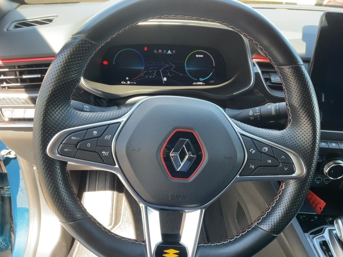 Renault Arkana R.S. Line E-Tech Hybrid 145 - Samsaru's Car Outlet