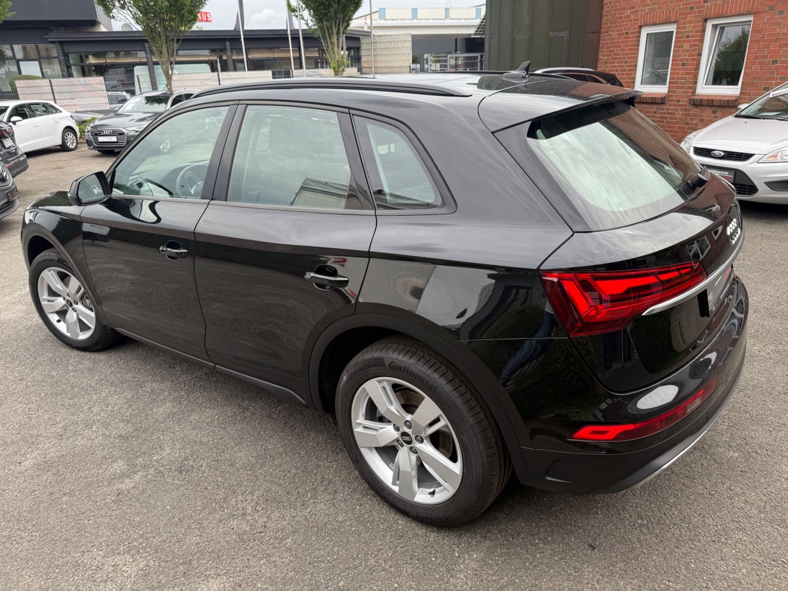 Audi Q5 40 TDI quattro - Samsaru's Car Outlet