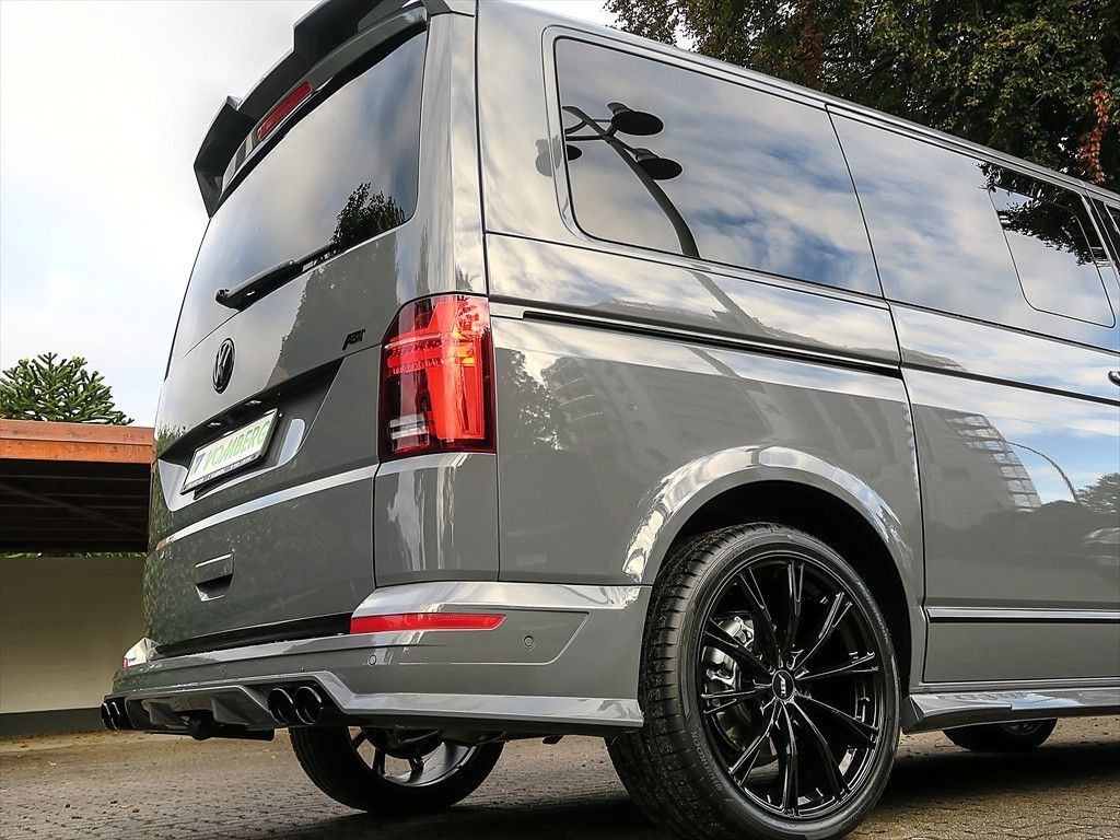 Volkswagen T6.1 Highline DSG 4MOTION - Samsaru's Car Outlet