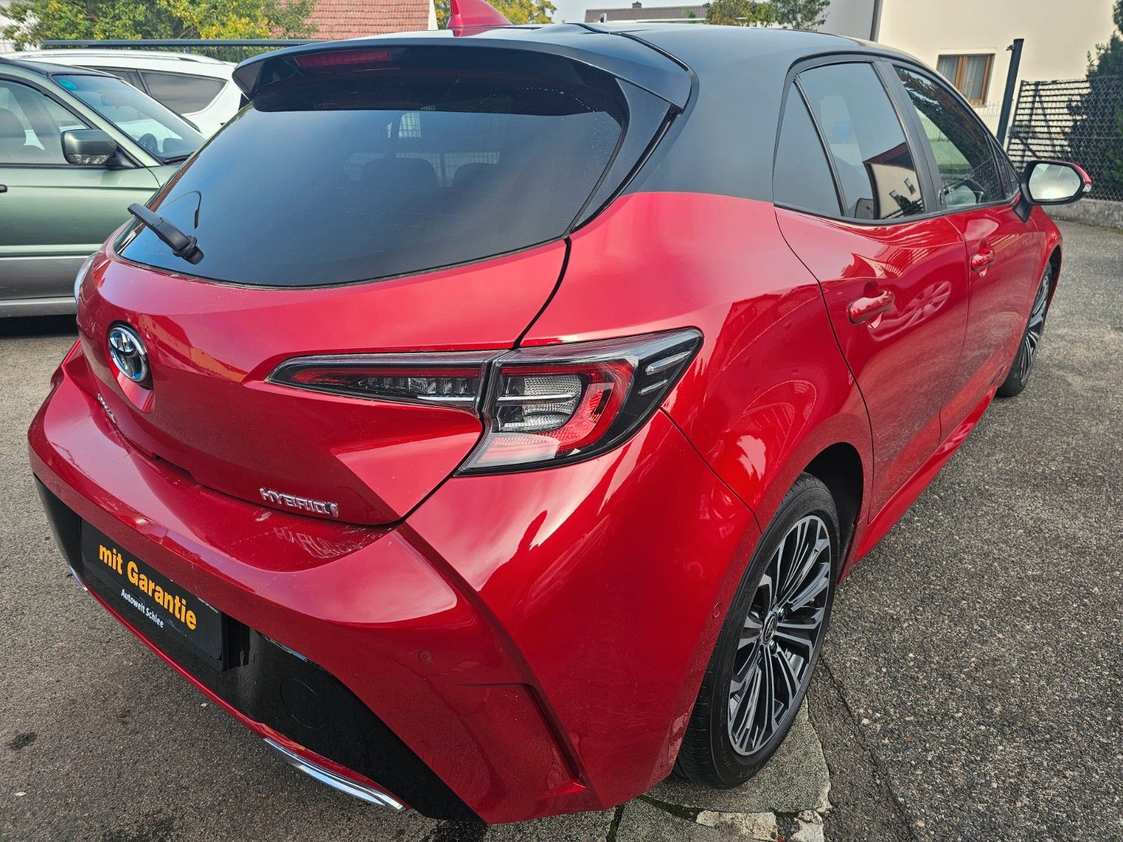 Toyota Corolla Hybrid Team D BI-LED Kamera Navi 135 KW