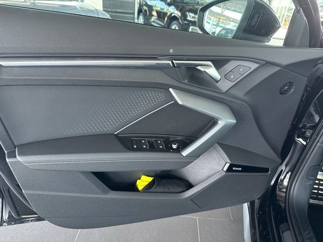 Audi A3 Sportback 35 TFSI S line PANO+SONOS+RFK+MATRI