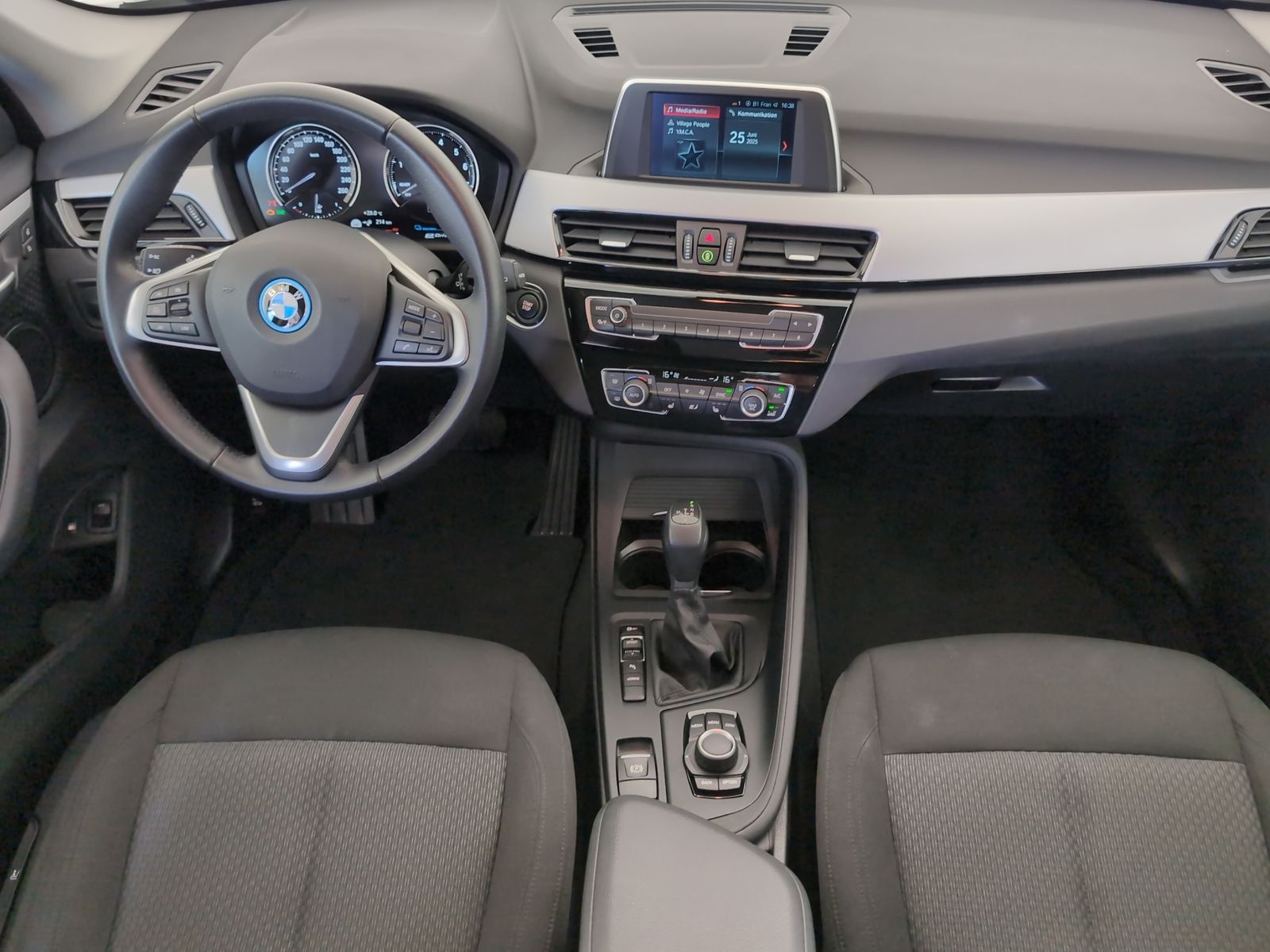 BMW X1 xDrive25e Advantage - Samsaru's Car Outlet