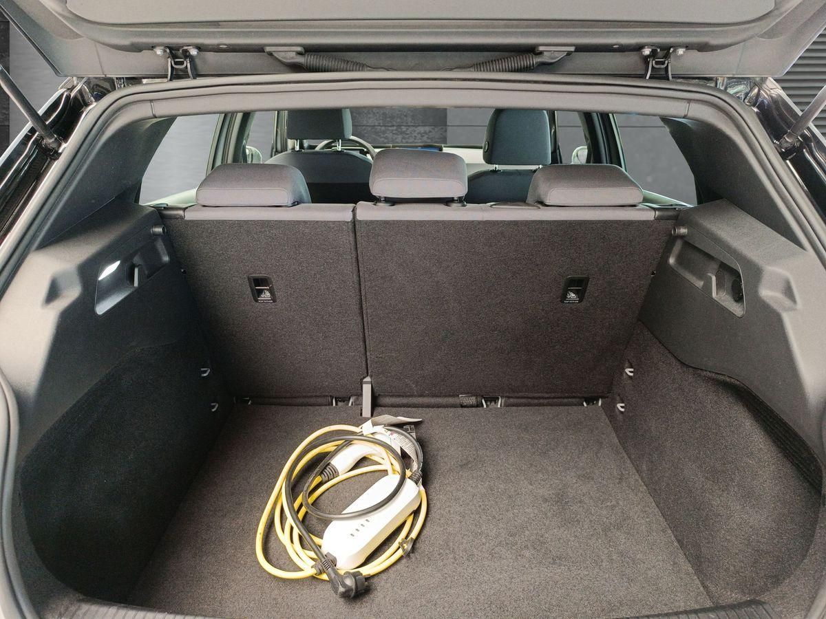 Volkswagen ID.3 45 KWh Pure Performance - Samsaru's Car Outlet
