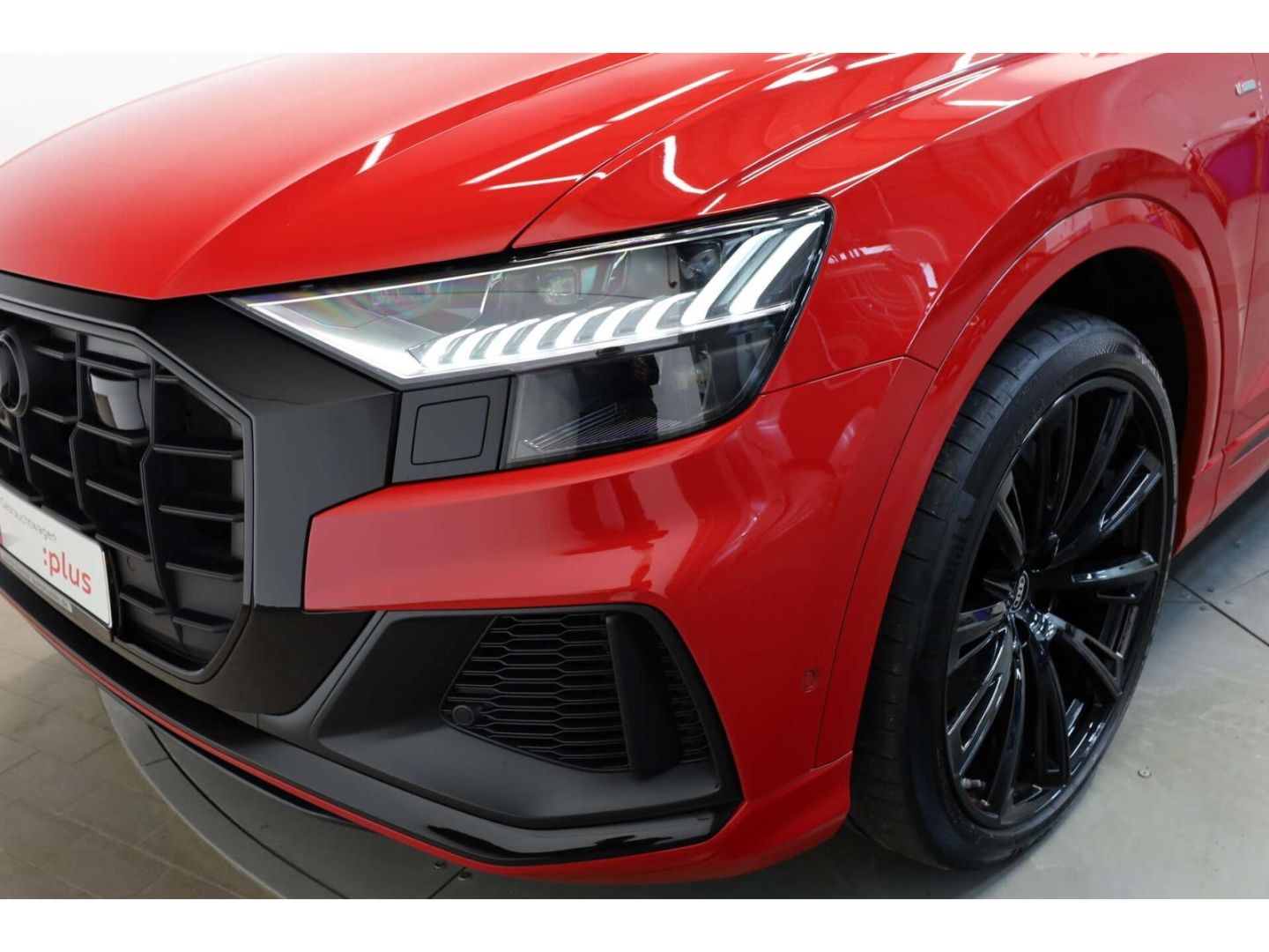 Audi Q8 55 TFSI e quattro S line