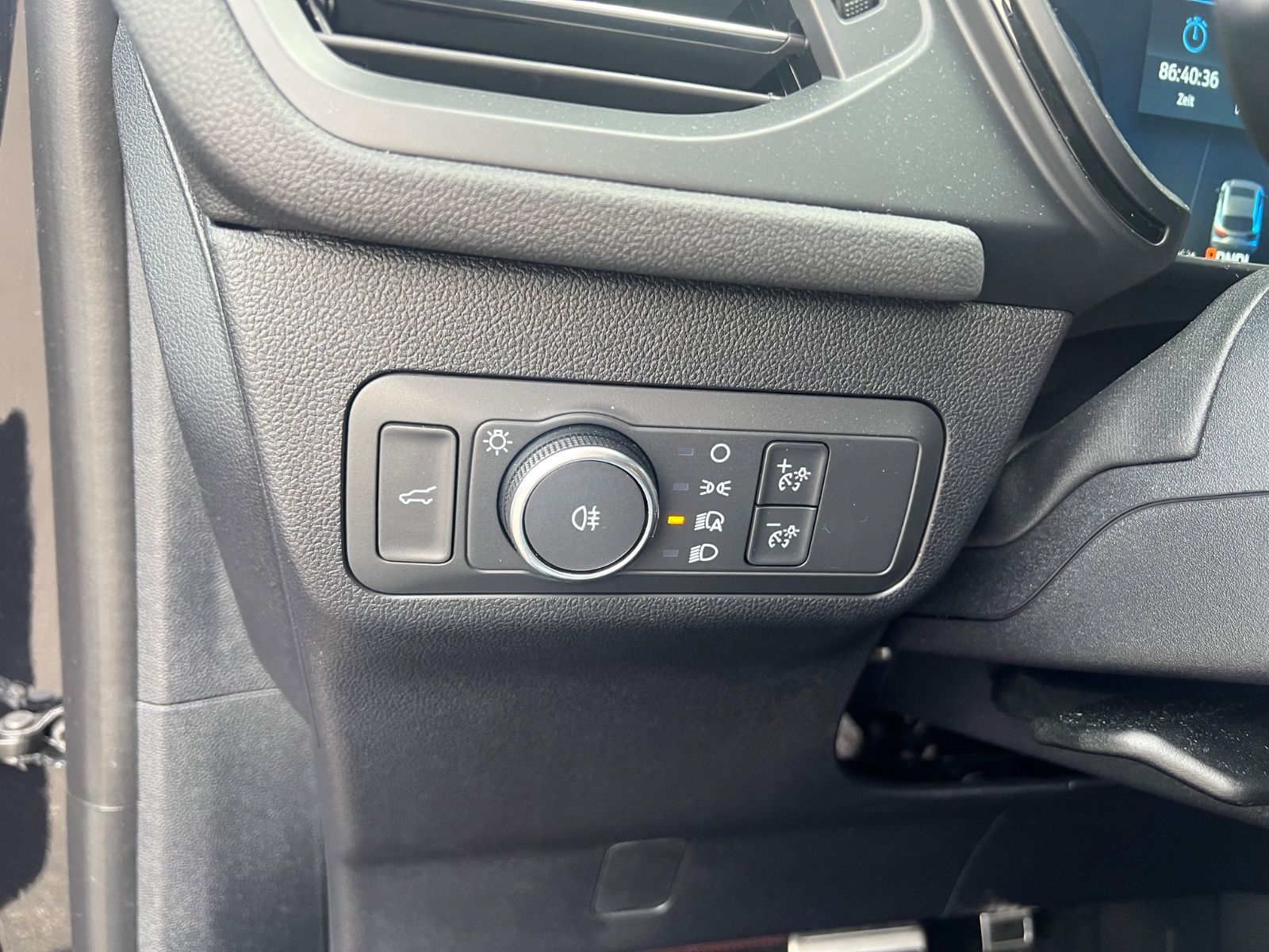 Ford Kuga Hybrid FHEV ST-Line X - Samsaru's Car Outlet