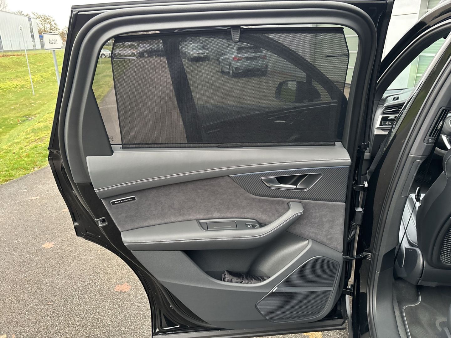 Audi Q7 S line business TFSIe quattro hybrid quat.+AH