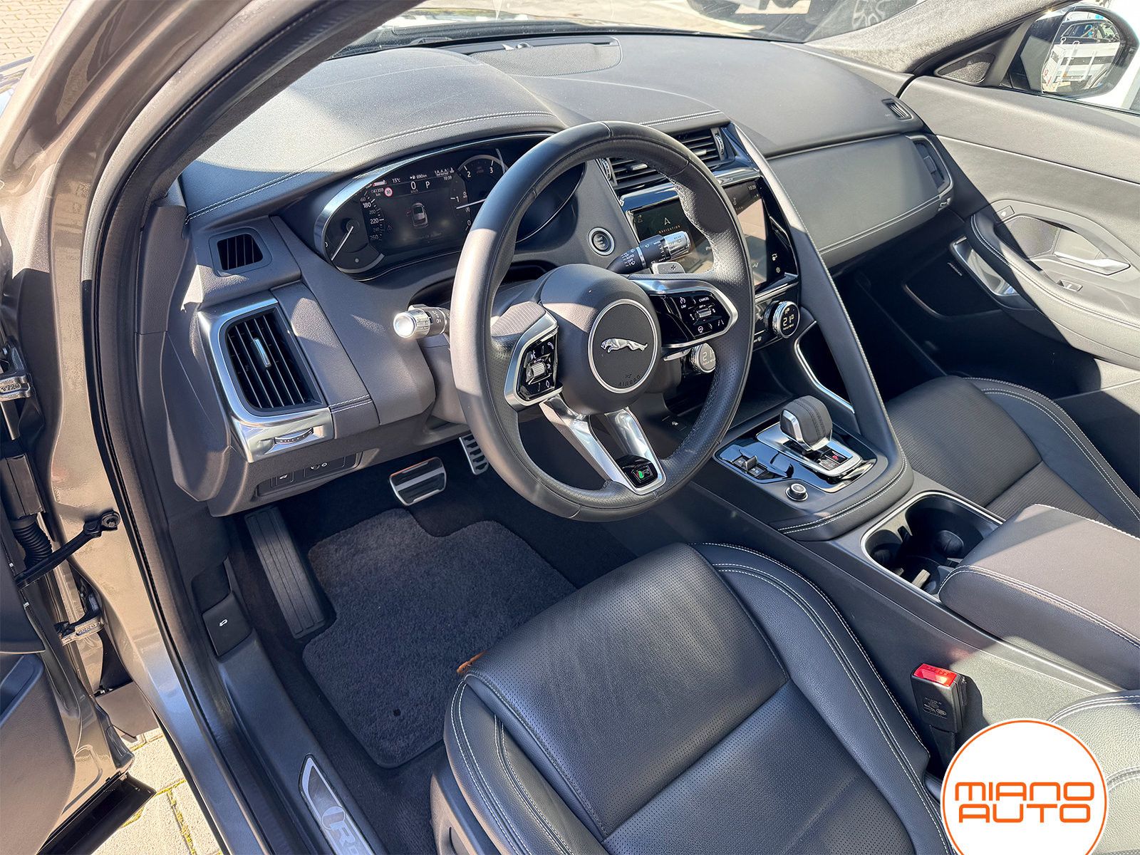 Jaguar E-PACE R-Dynamic S AWD *Mod. 2022|Pano|BlackPack