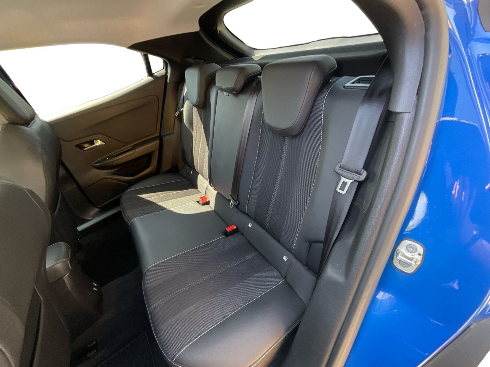 Opel Mokka 1.2 Turbo Elegance - Samsaru's Car Outlet