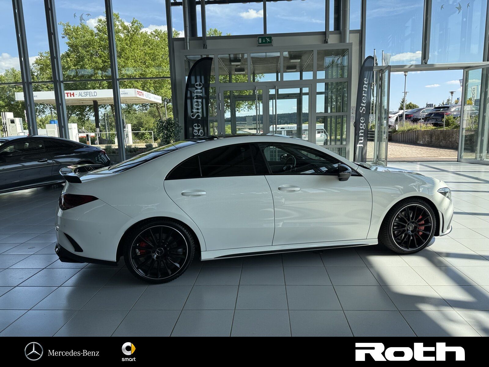 Mercedes-Benz CLA35 4M Aerody.P+PerformanceS+Night - Samsaru's Car Outlet